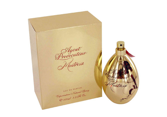 Az Agent Provocateur Maitresse parfüm merész, izgalmas választás: az ylan-ylang és az ibolya mellett illatai között a lótusz is megjelenik. 100 milliliter 17 818 forint.