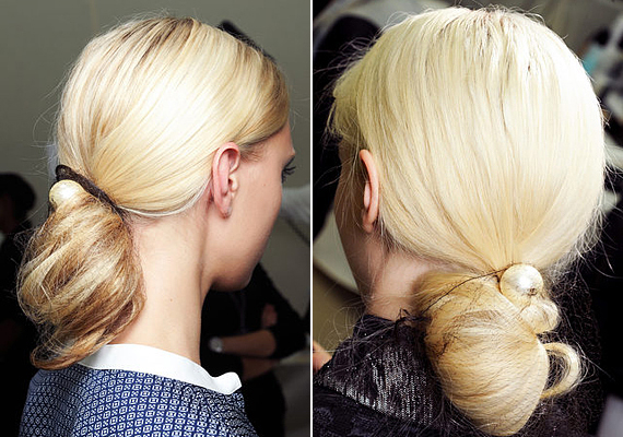 A 2013-as tavaszi kollekció bemutatóján hajhálós kontyot kaptak a Chanel modelljei, amit érdemes ellesni és átültetni a problémás sapkaszezonba. /Forrás: www.style.com/