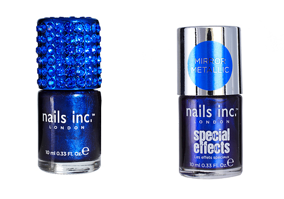 Gyémántragyogású és metálfényű körömlakkok a Nails Inc. London márkától, divatos electro blue árnyalatban.