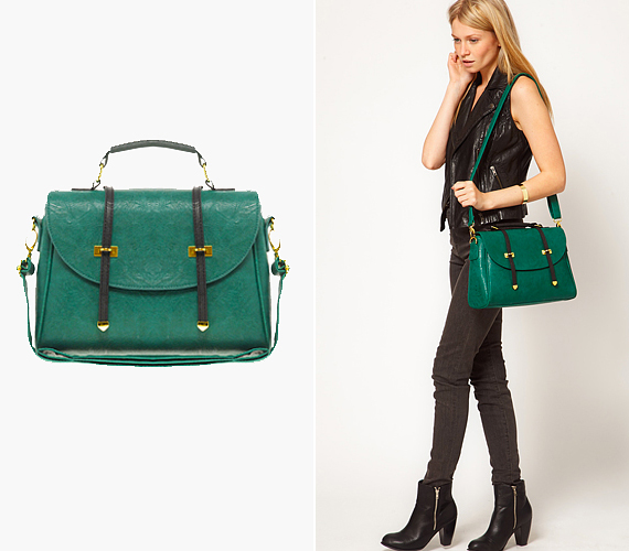 Az Asos smaragdzöld táskája nem egy stílusfüggő darab: a nőies glamúr stílusnak és a vagány öltözékeknek éppúgy ízléses kiegészítője lehet. /Forrás: www.asos.com/