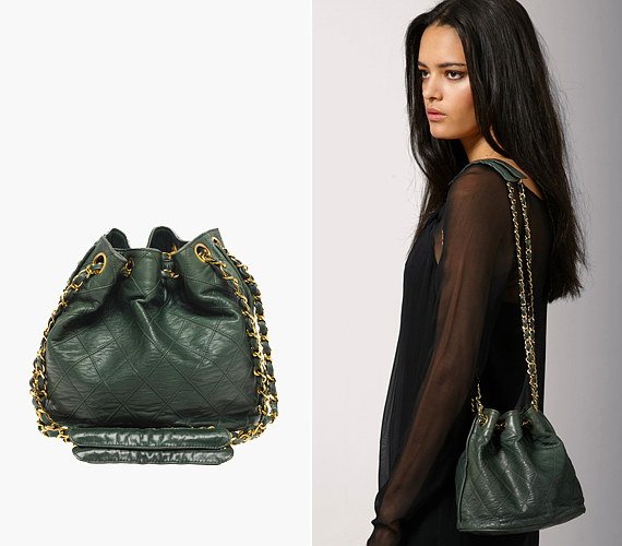 A Chanel vintage táskája egyszerű, mégis roppant elegáns. Nemcsak a fazon, hanem az olajzöld színválasztás is megidézi a régi idők hangulatát. /Forrás: www.asos.com/