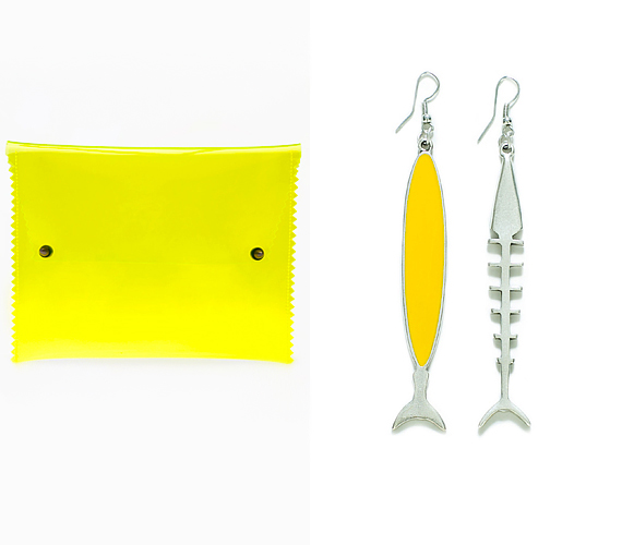 A vibráló sárga árnyalatok főszerepet kapnak idén: a Bershka neonszínű borítéktáskája 3595 forint, a Zara horgászcsalira emlékeztető fülbevalója 2995 forint.